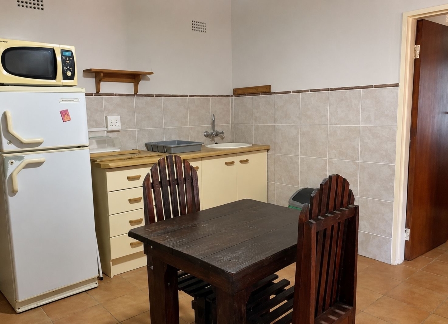 4 Bedroom Property for Sale in Paradise Beach Eastern Cape